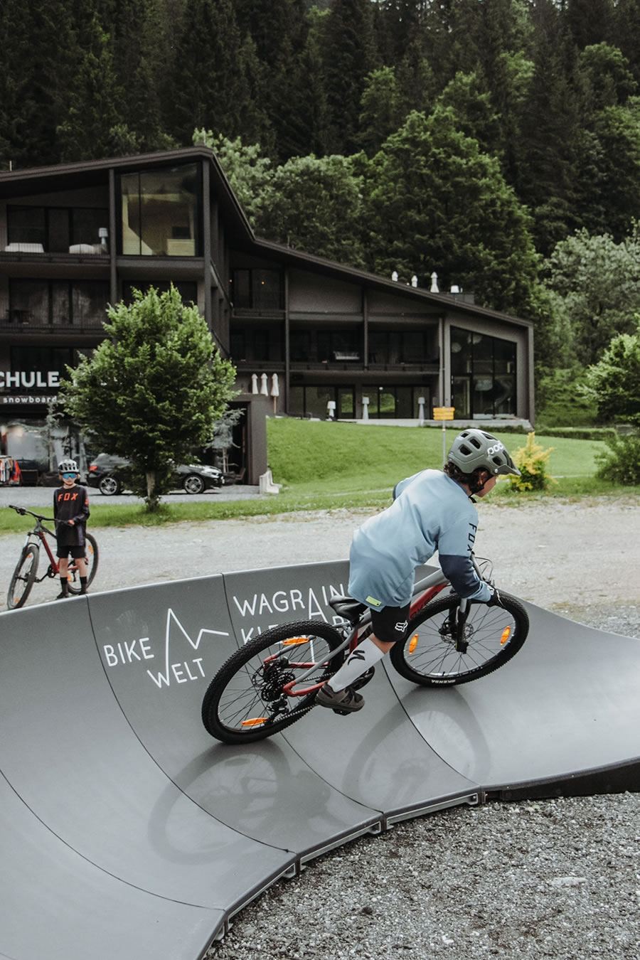 Pumptrackparcours zum Üben direkt bei Schernthaner sports