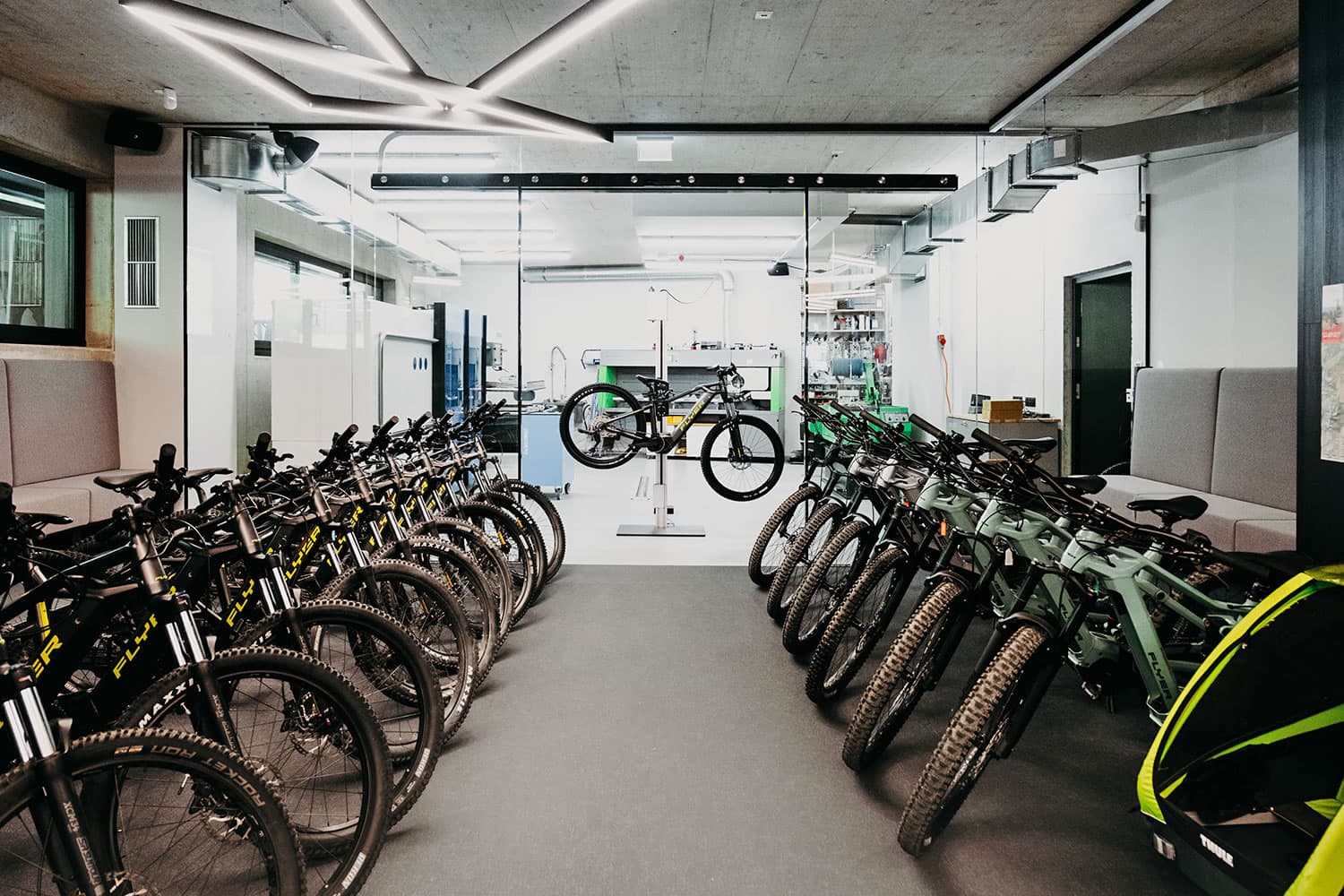 E-bike and mountain bike rental for adults and children at Schernthaner Sports in Kleinarl.